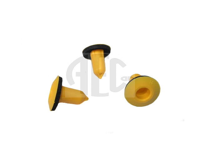 Bush Clip Door Panel Trim | Abarth 500 595 695